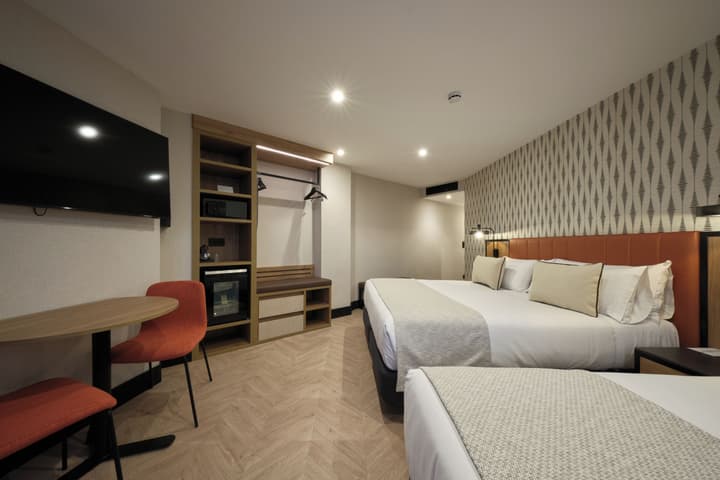 Catalonia Park Putxet Hotel