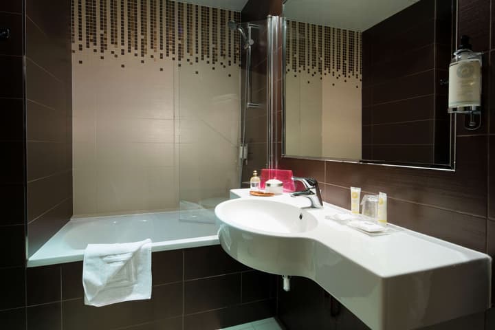 Best Western Anjou Lafayette Opera