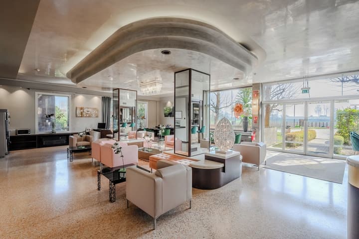 Antony Hotel