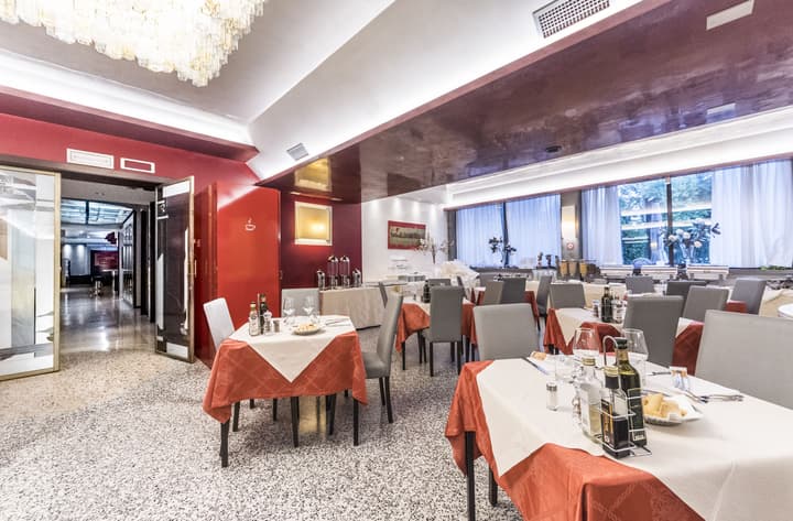 Antony Hotel