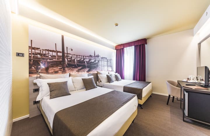 Antony Hotel