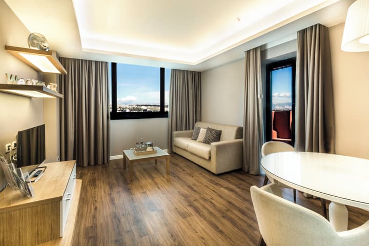 Holiday Inn Naples by IHG