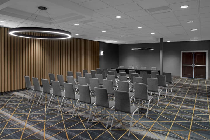 Holiday Inn Hasbrouck Heights-Meadowlands by IHG
