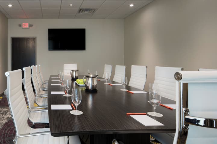 Crowne Plaza Chicago SW - Burr Ridge by IHG