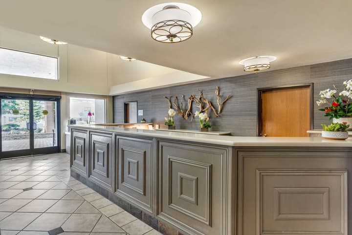 Best Western Plus Monterey Inn
