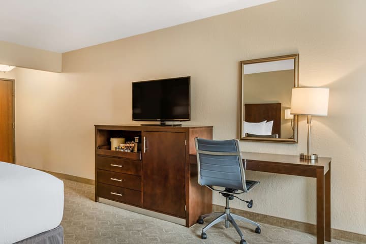 Best Western Plus Monterey Inn