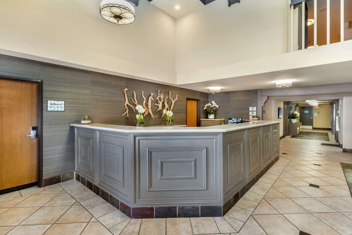 Best Western Plus Monterey Inn