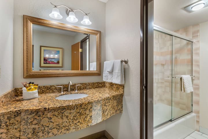 Best Western Plus Monterey Inn