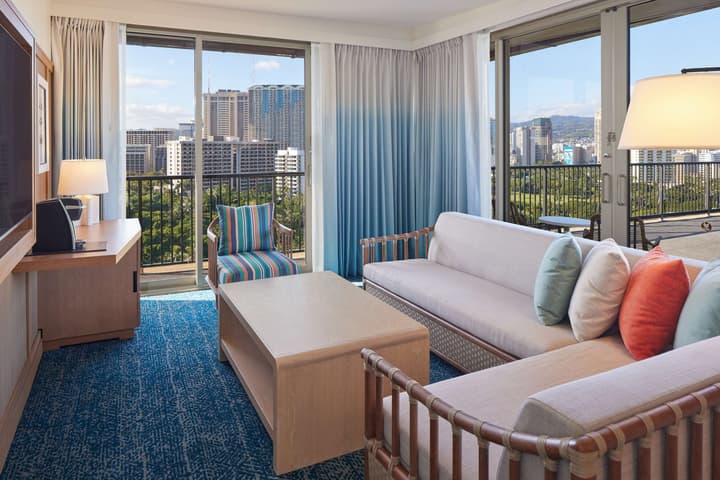 OUTRIGGER Reef Waikiki Beach Resort