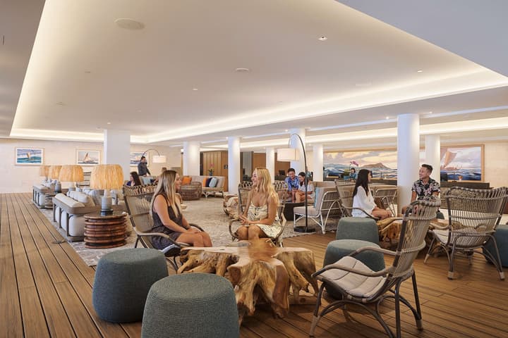 OUTRIGGER Reef Waikiki Beach Resort