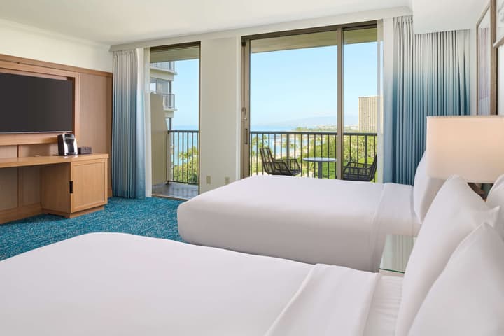 OUTRIGGER Reef Waikiki Beach Resort