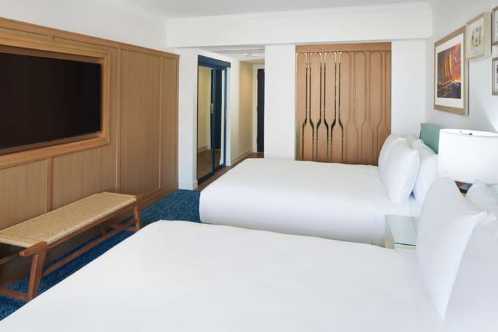 OUTRIGGER Reef Waikiki Beach Resort
