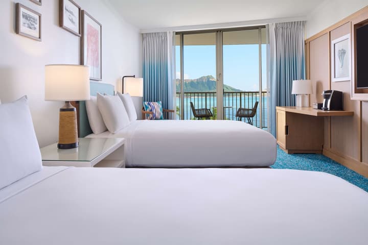 OUTRIGGER Reef Waikiki Beach Resort