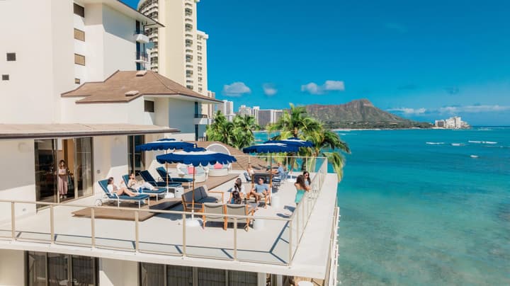OUTRIGGER Reef Waikiki Beach Resort