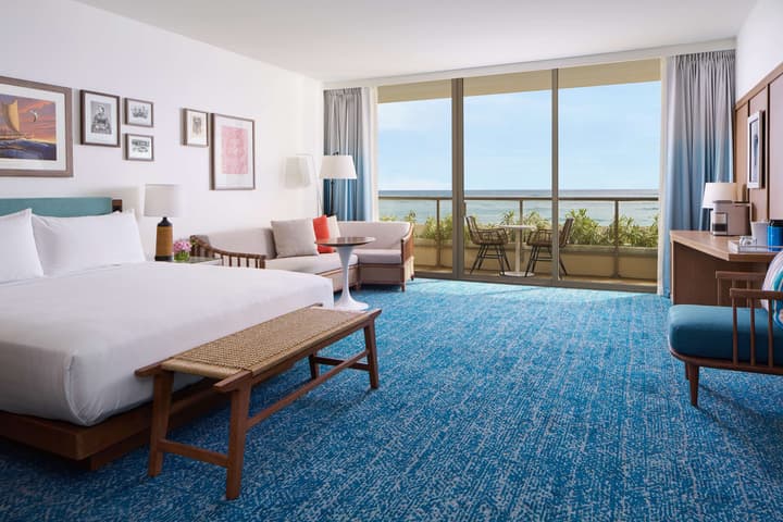 OUTRIGGER Reef Waikiki Beach Resort