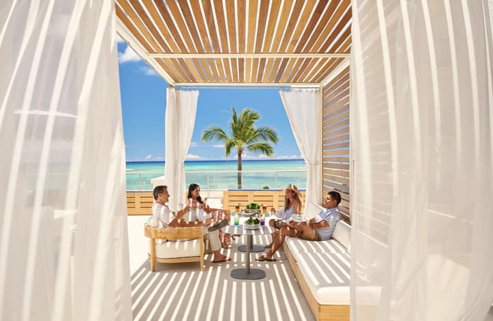 OUTRIGGER Reef Waikiki Beach Resort
