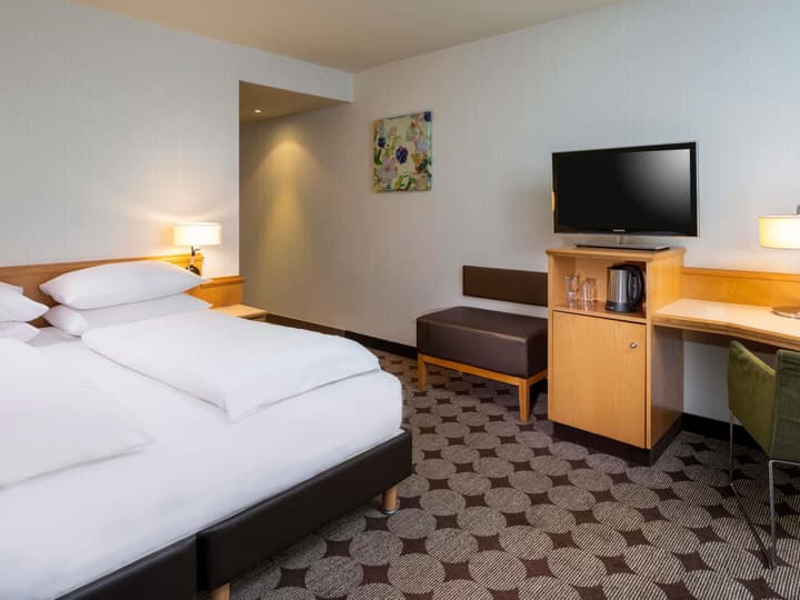 Mövenpick Hotel Nuernberg Airport
