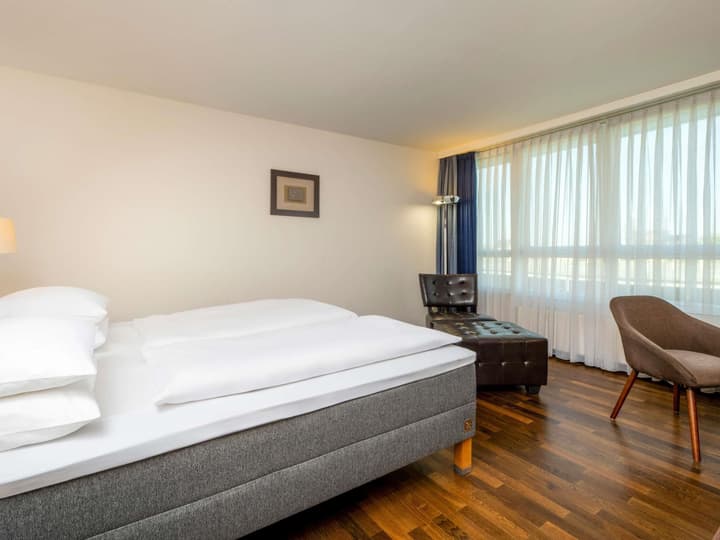 Mövenpick Hotel Nuernberg Airport