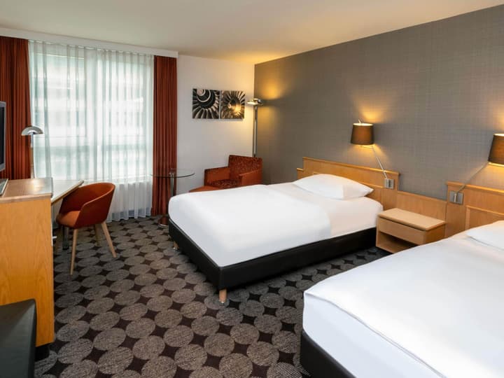 Mövenpick Hotel Nuernberg Airport
