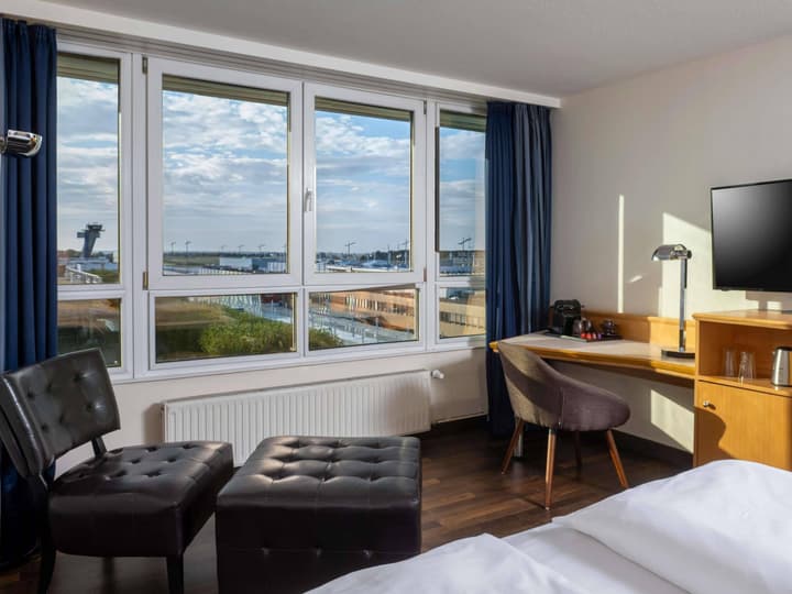 Mövenpick Hotel Nuernberg Airport