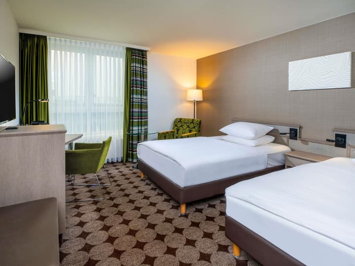 Mövenpick Hotel Nuernberg Airport