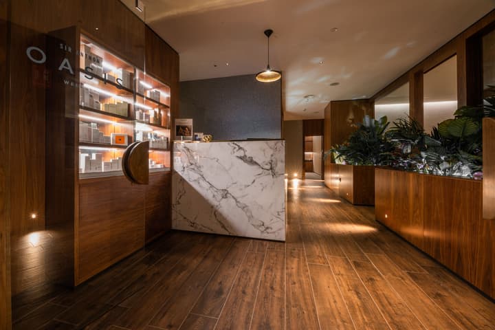 Sir Anthony Hotel