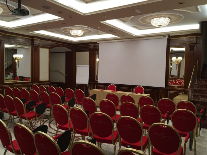 Andreola Central Hotel