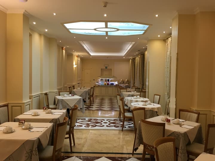 Andreola Central Hotel