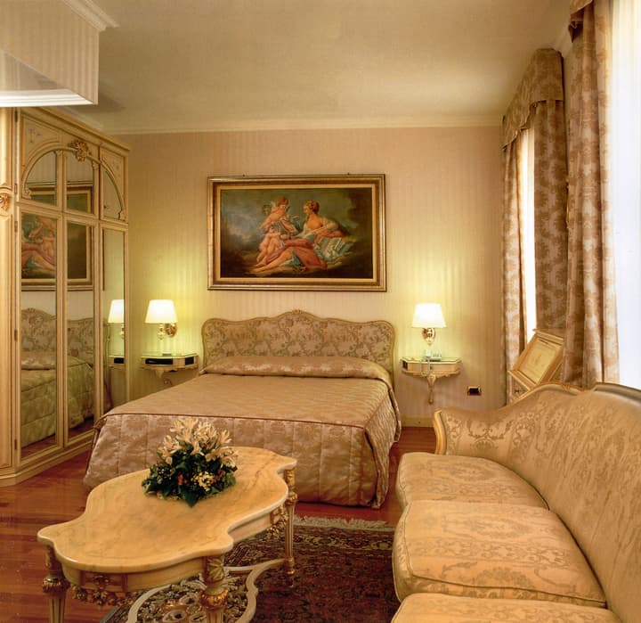 Andreola Central Hotel