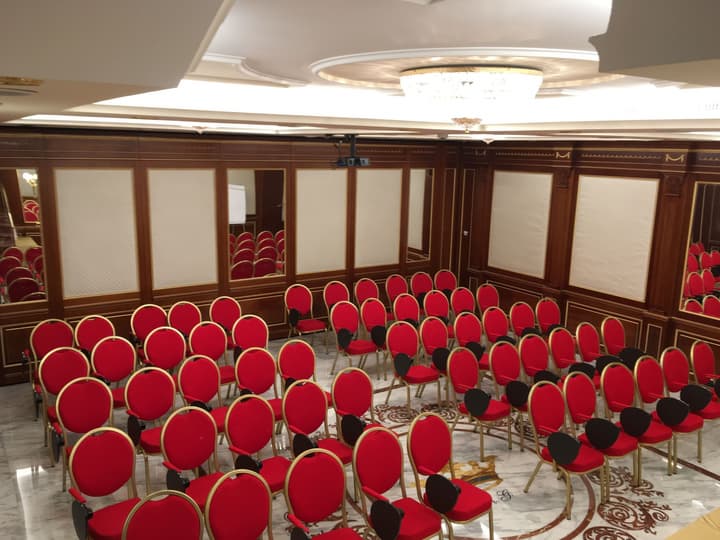 Andreola Central Hotel