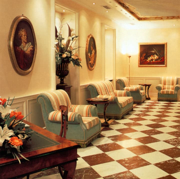 Andreola Central Hotel