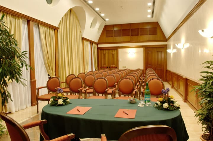 Andreola Central Hotel