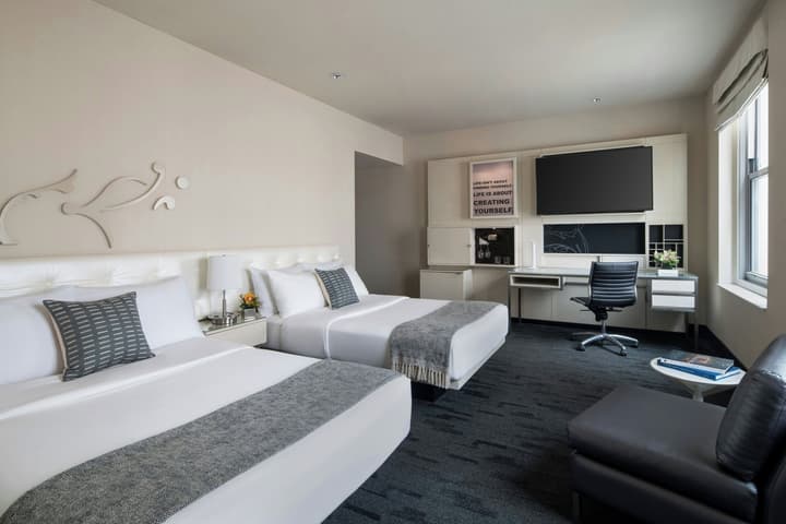 THE MIDLAND HOTEL, Chicago, a Tribute Portfolio Hotel