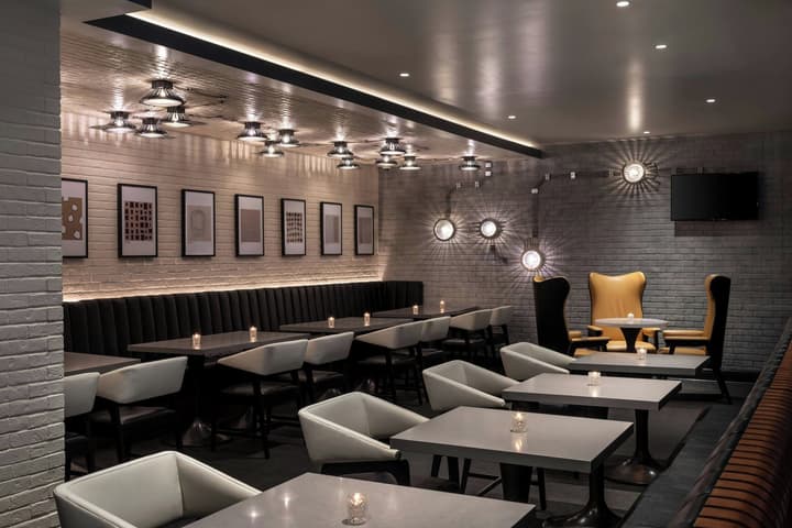 THE MIDLAND HOTEL, Chicago, a Tribute Portfolio Hotel