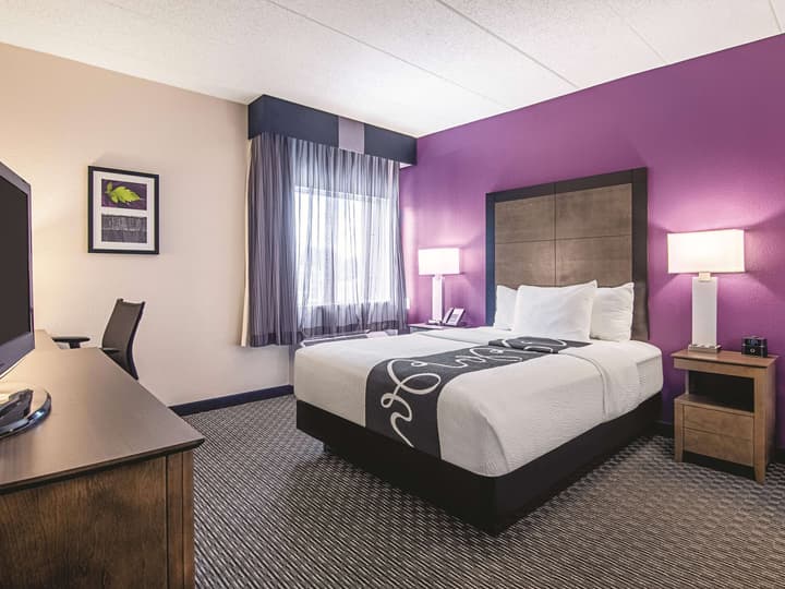 La Quinta Inn & Suites by Wyndham Portland DT/Maine Med