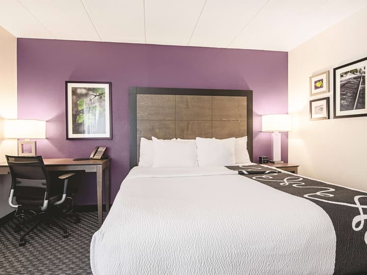 La Quinta Inn & Suites by Wyndham Portland DT/Maine Med