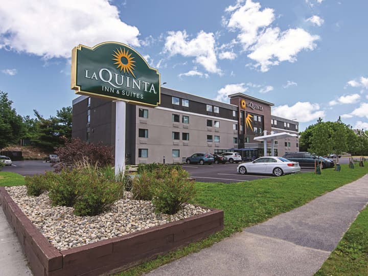 La Quinta Inn & Suites by Wyndham Portland DT/Maine Med