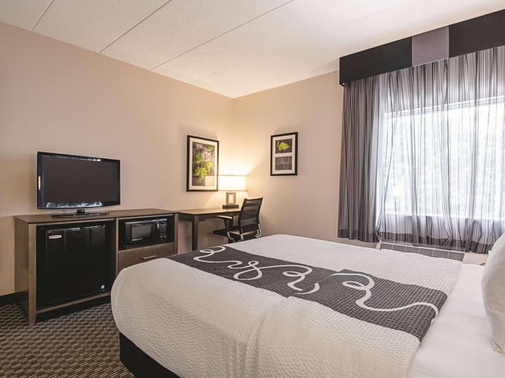 La Quinta Inn & Suites by Wyndham Portland DT/Maine Med