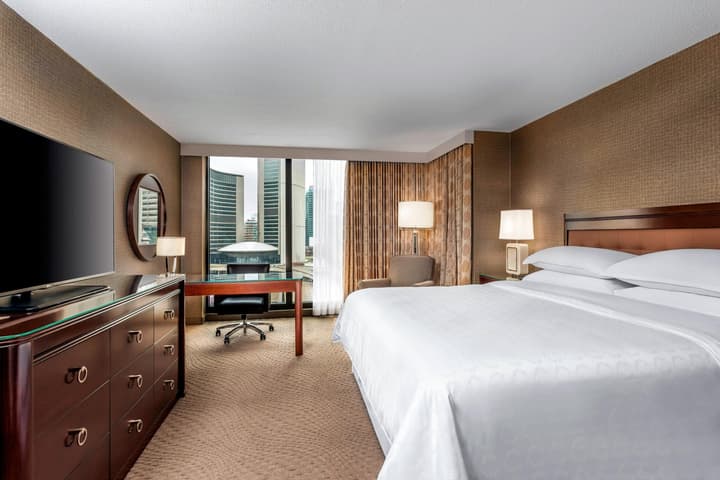 Sheraton Centre Toronto Hotel