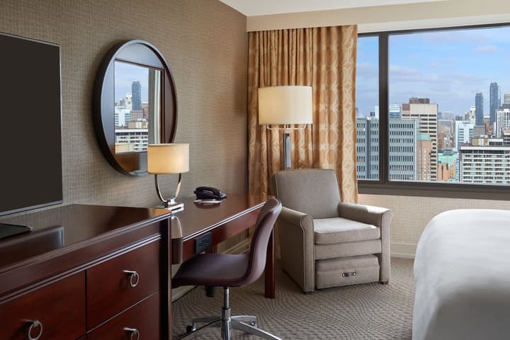 Sheraton Centre Toronto Hotel
