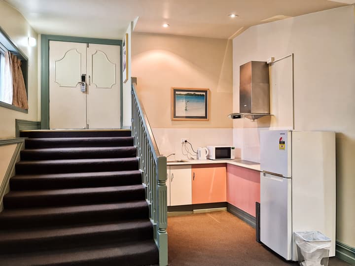Twin Towers Inn