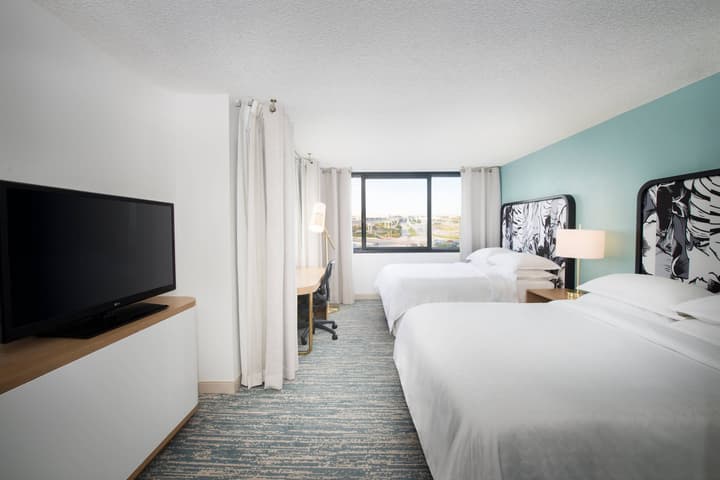 Sheraton Miami Airport Hotel & Executive Meeting Center