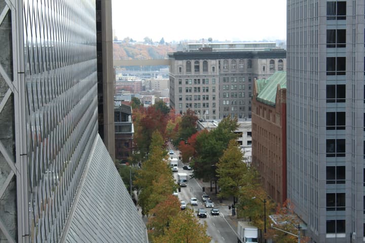 Executive Hotel Pacific