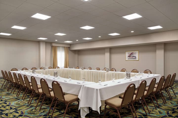 Embassy Suites by Hilton Brunswick