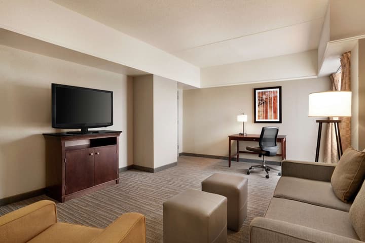Embassy Suites by Hilton Brunswick