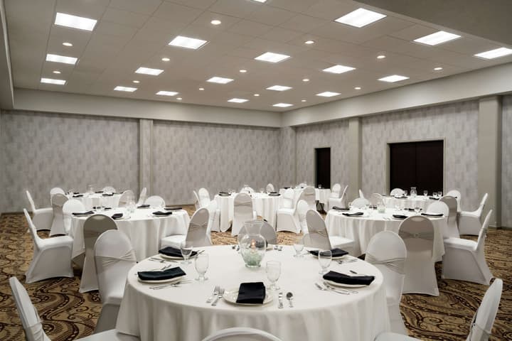 Embassy Suites by Hilton Brunswick