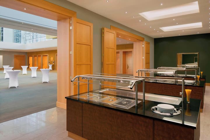 Sheraton Brussels Airport Hotel