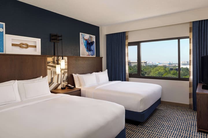 DoubleTree Suites by Hilton Orlando - Disney Springs® Area