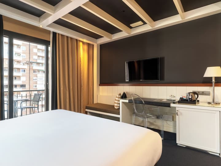 U232 Hotel