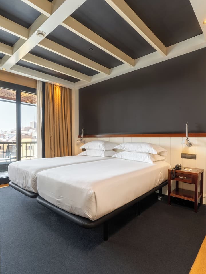 U232 Hotel